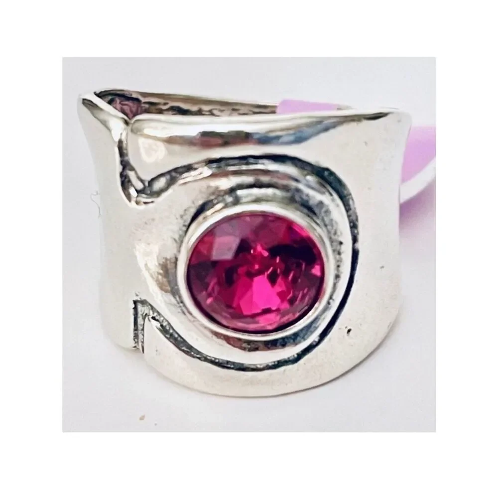 NWT Gorgeous Sz 9 Made in Israel .925 Sterling Silver Thick Pink Big Stone Ring